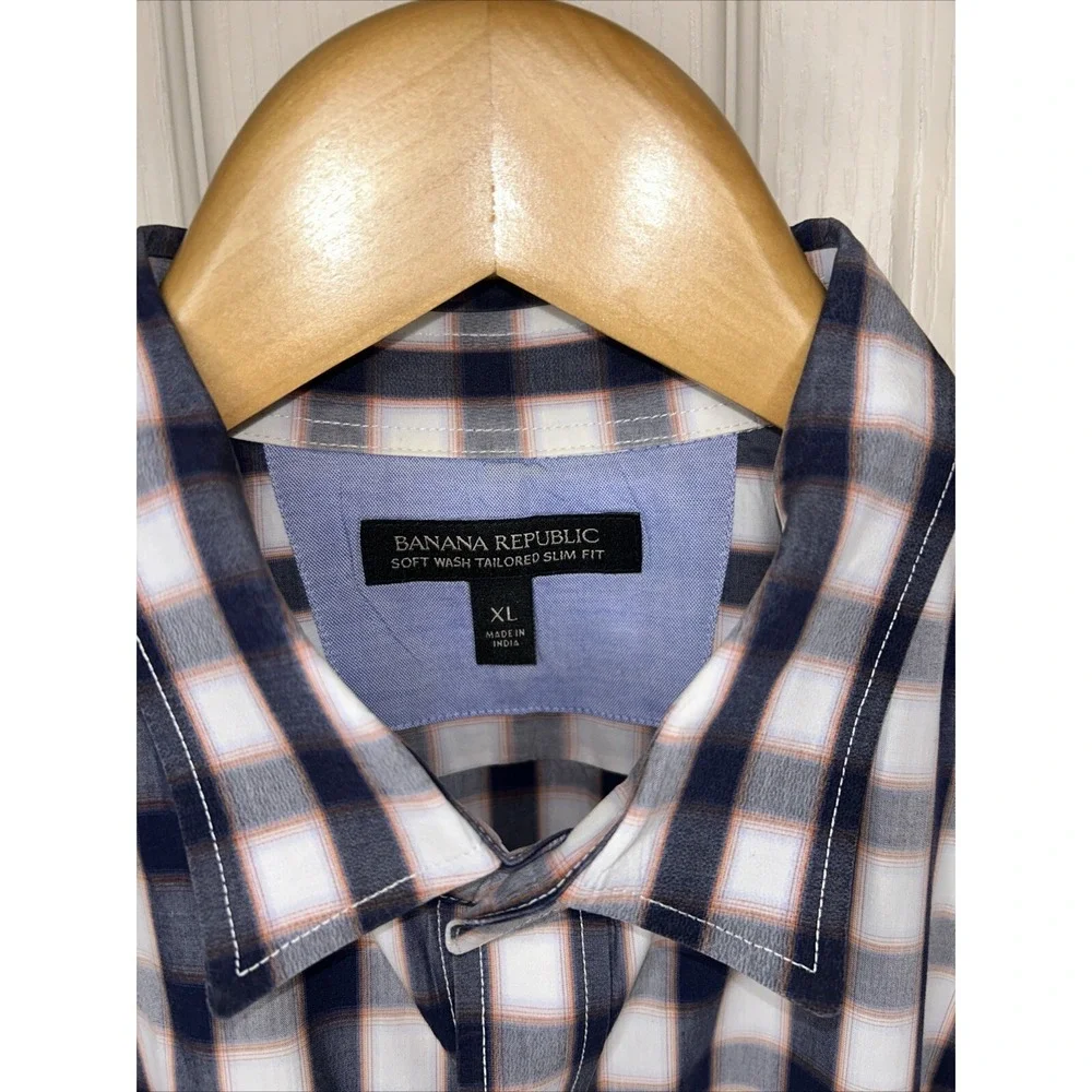 Banana republic soft wash tailor slim fit XL men's LS blue and white plaid shirt